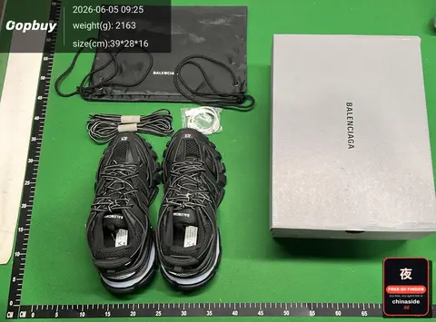 LT-07 LED Retro Sneakers