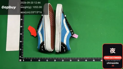 Vans Pearl Rivet Sneakers