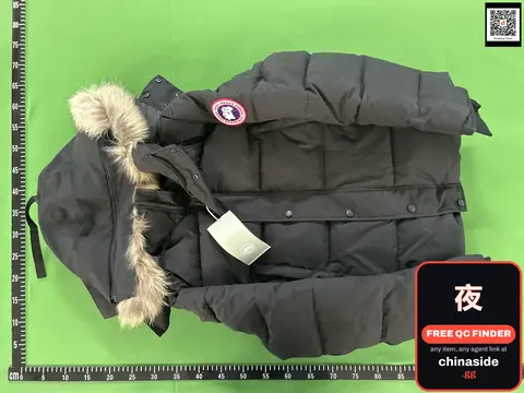 Winter Cotton-Padded Jacket with Hood