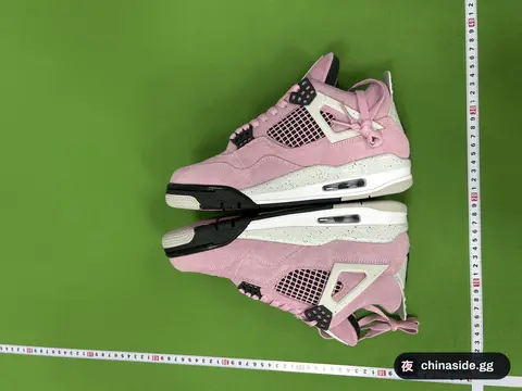 Air Jordan 4