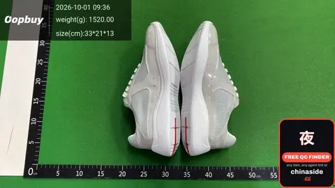 Men's Shiny Leather Sports Shoes