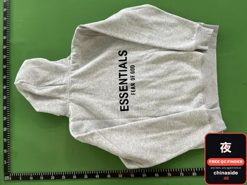 Fashionable Hooded Sweatshirt