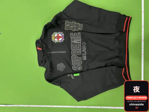 Half-Zip Badge Sweatshirt