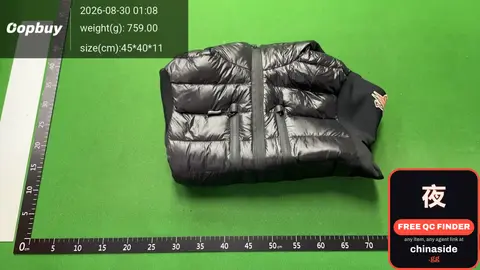 Apres-Ski Knit-Sleeves Puffer Jacket