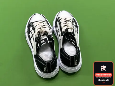 Vans Old Skool Sneakers
