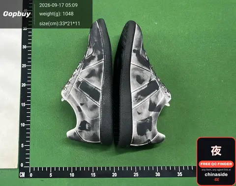 Spray-Painted Low-Top Sneakers