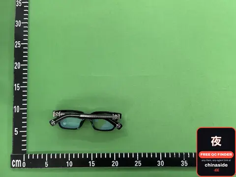 Retro Avant-Garde Glasses Frame