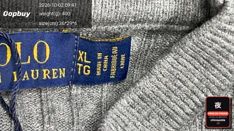 Cable-Knit Round Neck Sweater With Pony Logo