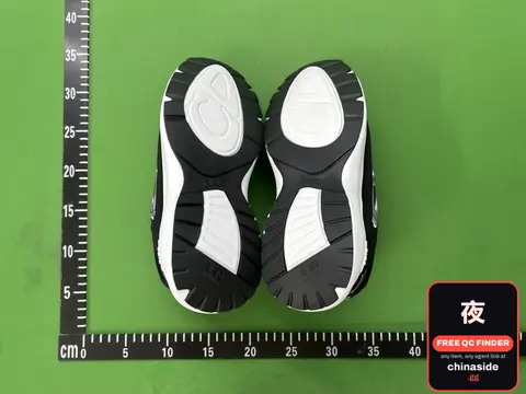 B30 Men's Low-Top Sports Shoes