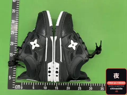 Black Sneakers