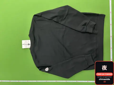 Black Sweatshirt
