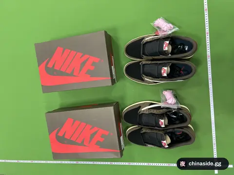Nike Sneakers