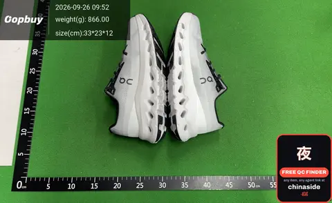 On Cloudtilt Sneakers