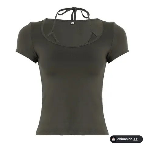 Strapless, square-neck tight short-sleeved shirt