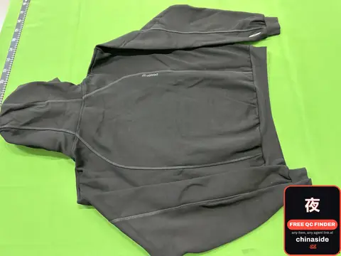 ME Sliding-Track-Seam Hoodie