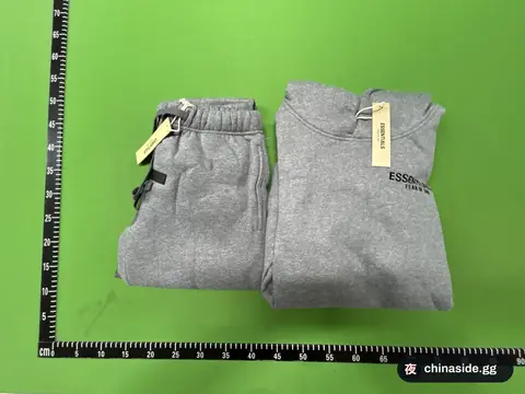 FOG Essentials Flocked Sweatshirt