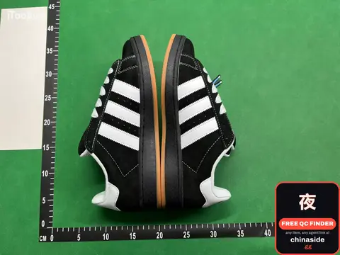 Adidas Sneakers