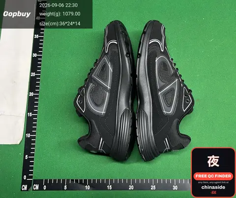 Black Sneakers