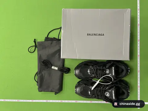 7th Generation Runner Sneaker