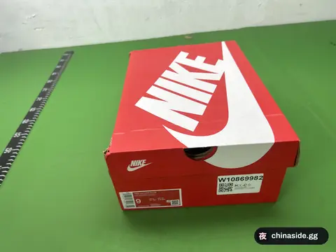 Low-top Running Shoes