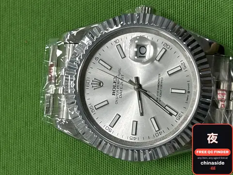 Men's Mechanical Watch With Steel Strap