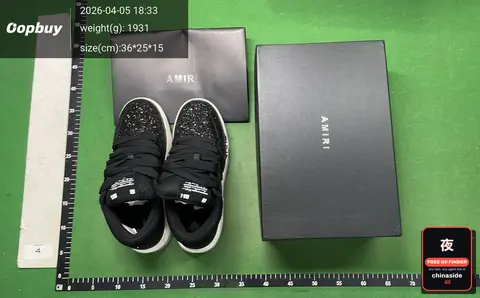 Skull Top Low Sneakers