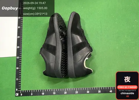 Black Sneakers
