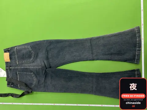 Flared Jeans