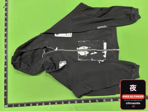 Top Zip-Up Hoodie